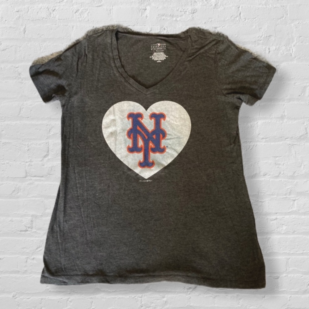 Like 🆕 MLB heart grey Mets T-shirt